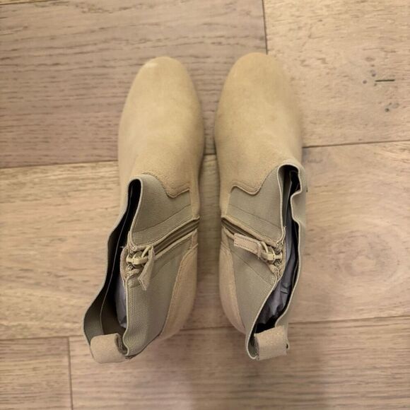 Red and Violet Loaded knit Cuff bootie size 11 - Picture 2 of 5